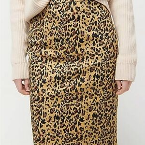JCREW animal print lined pencil skirt.  EXCELLENT condition. Size 6